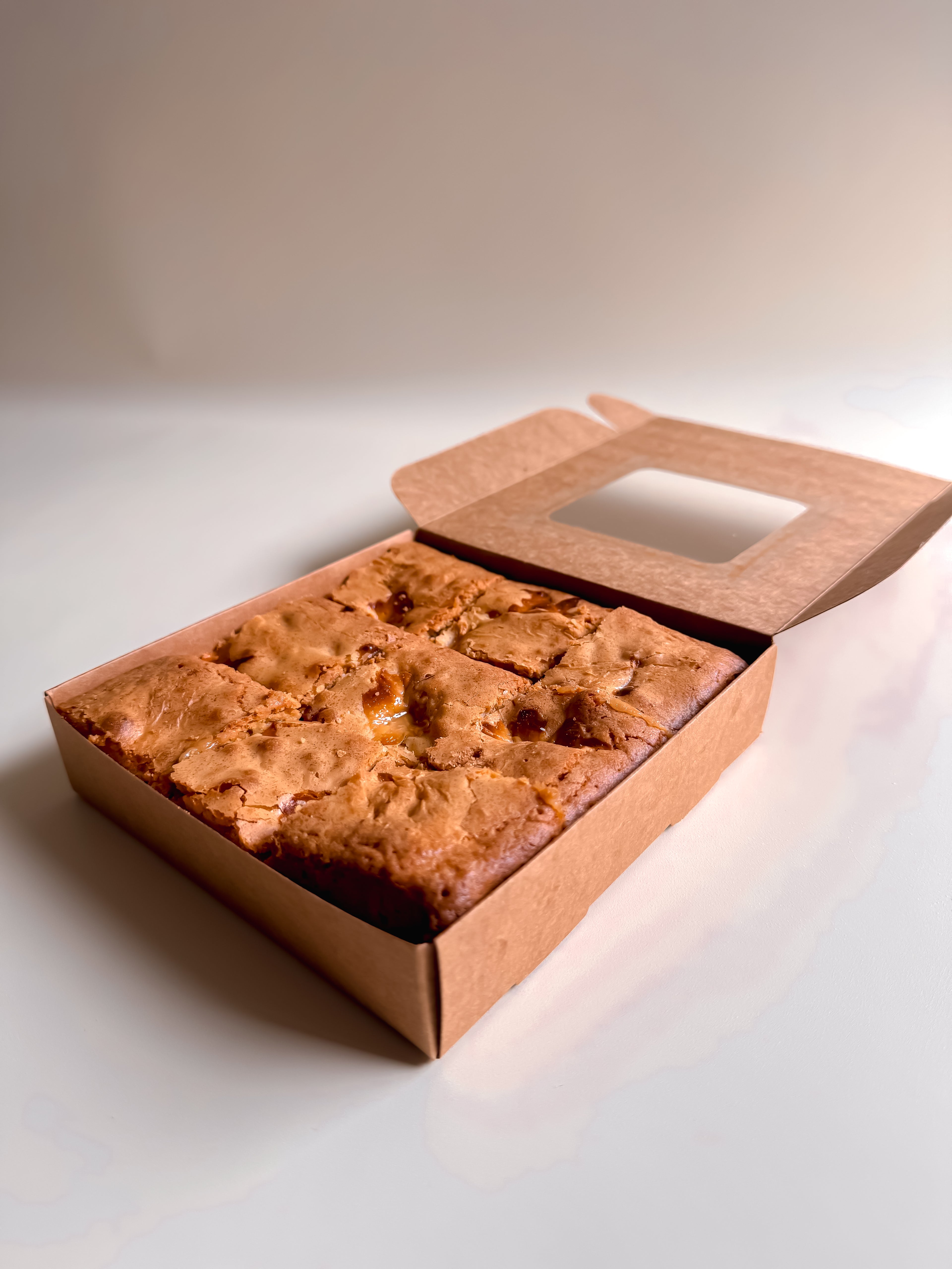 canela Gift Box - Blondies with Manjar