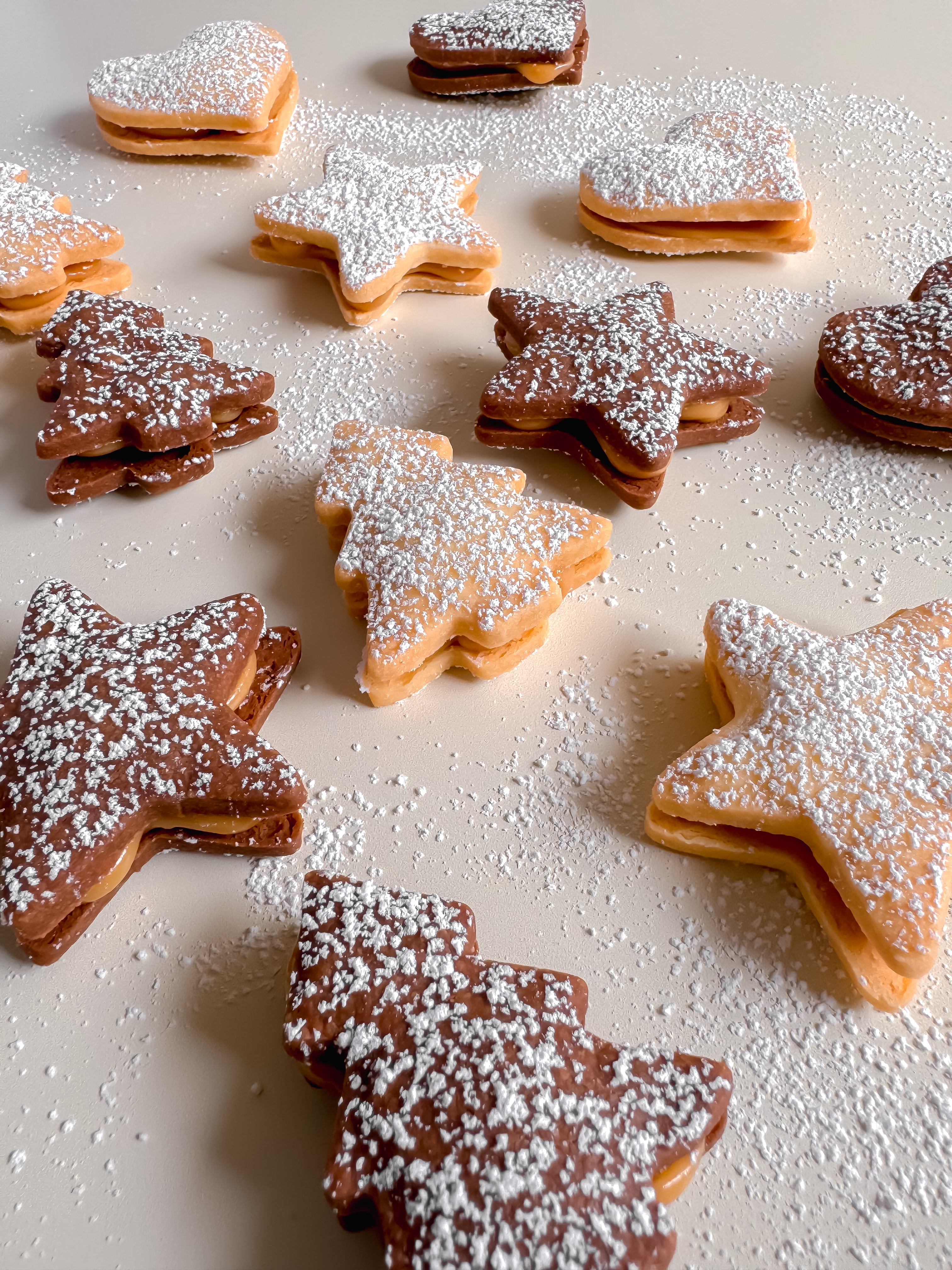 canela Christmas Sharing Box