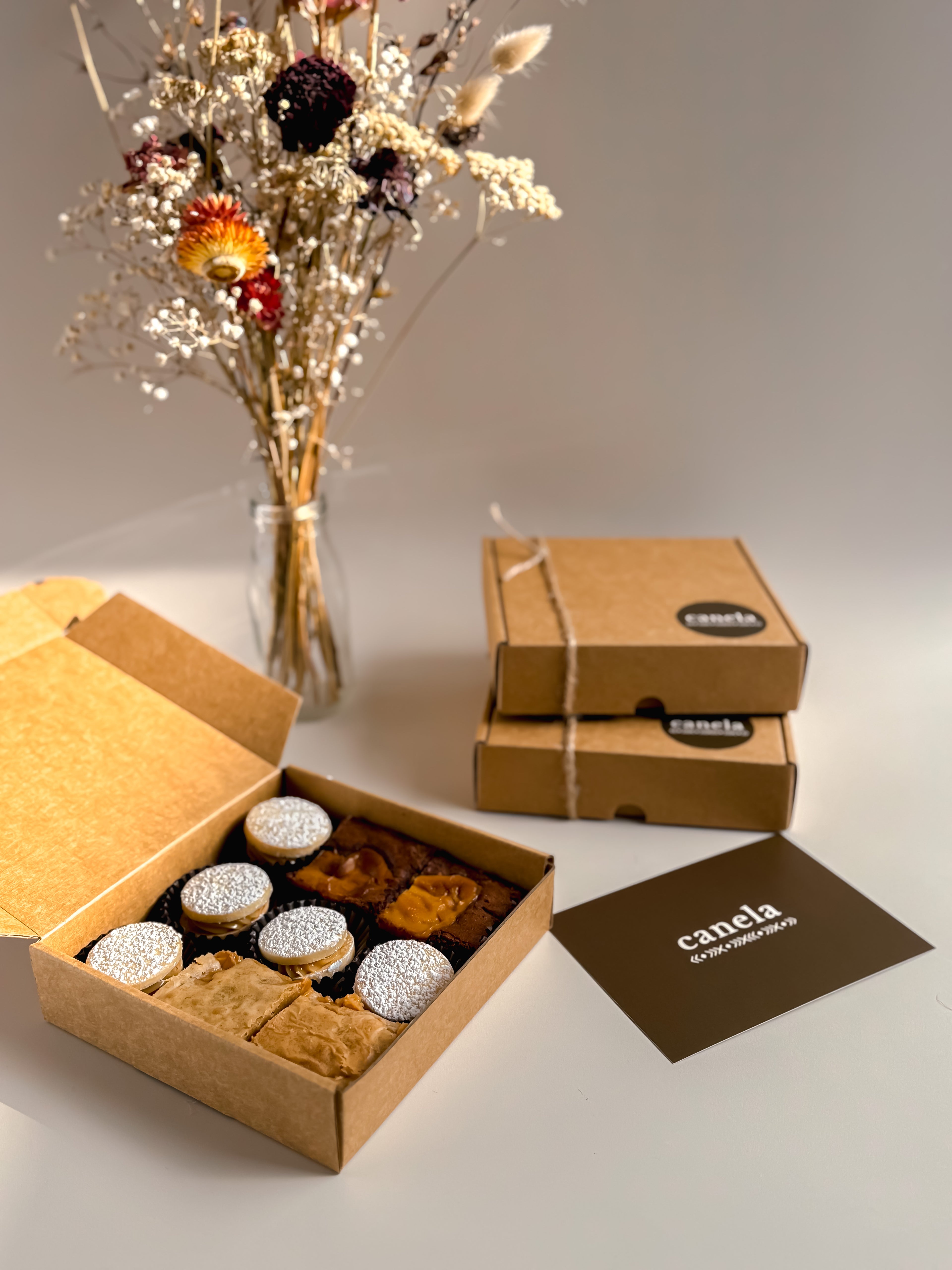 Mixed Dessert Gift Box – Alfajores, Brownies & Blondies